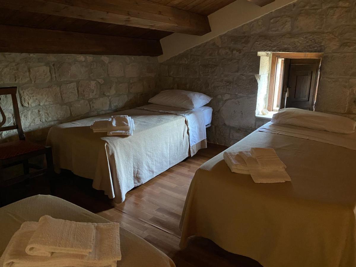 Agriturismo Il Melograno Cannizzara Buitenkant foto