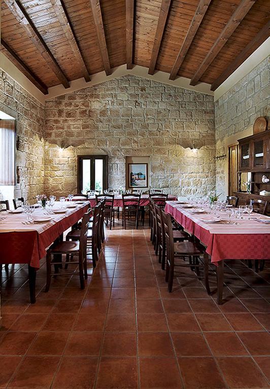 Agriturismo Il Melograno Cannizzara Buitenkant foto